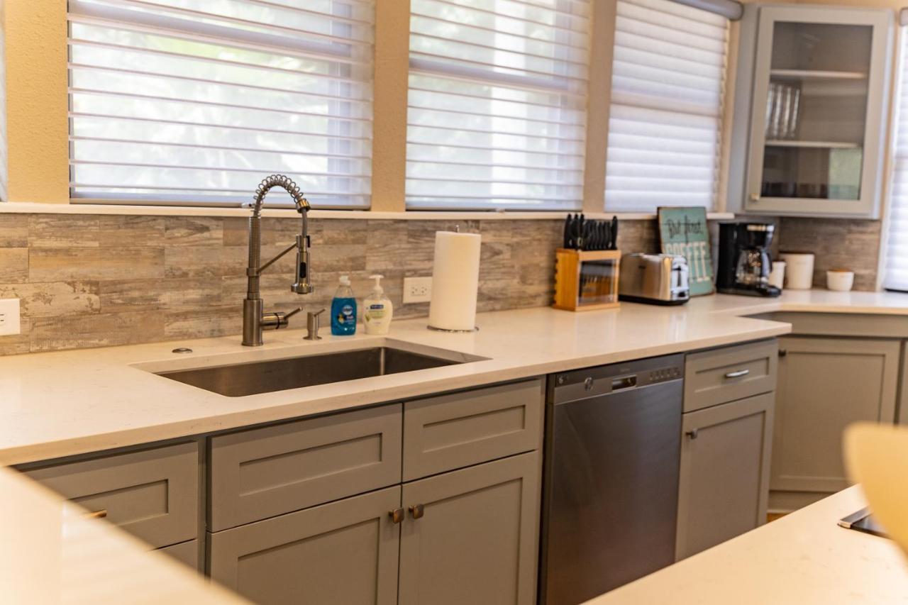 Pool & Hot Tub Home W Game Room! 1 Mile To Beach! Jacksonville Beach Ngoại thất bức ảnh