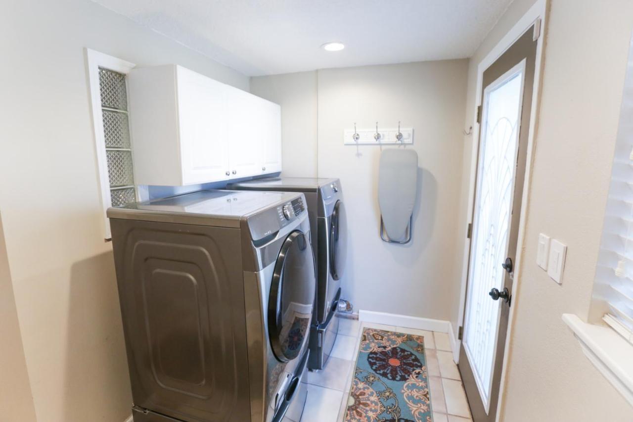 Pool & Hot Tub Home W Game Room! 1 Mile To Beach! Jacksonville Beach Ngoại thất bức ảnh